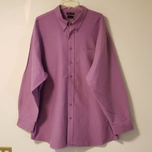 LIKE NEW VAN HEUSEN mens button down shirt